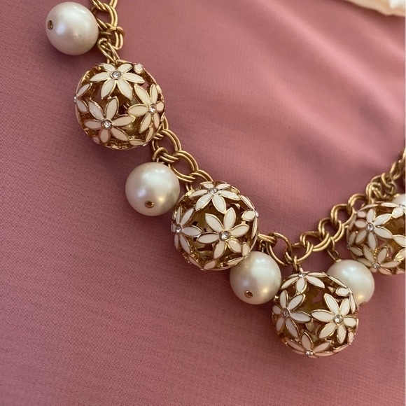 Kate Spade Enamel & Faux Pearl Wallflower Collar Necklace - Picture 3 of 8